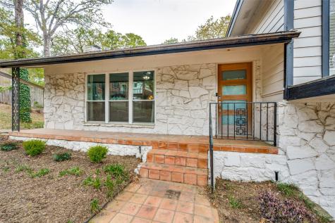 2705 Black Oak Lane Arlington TX 76012