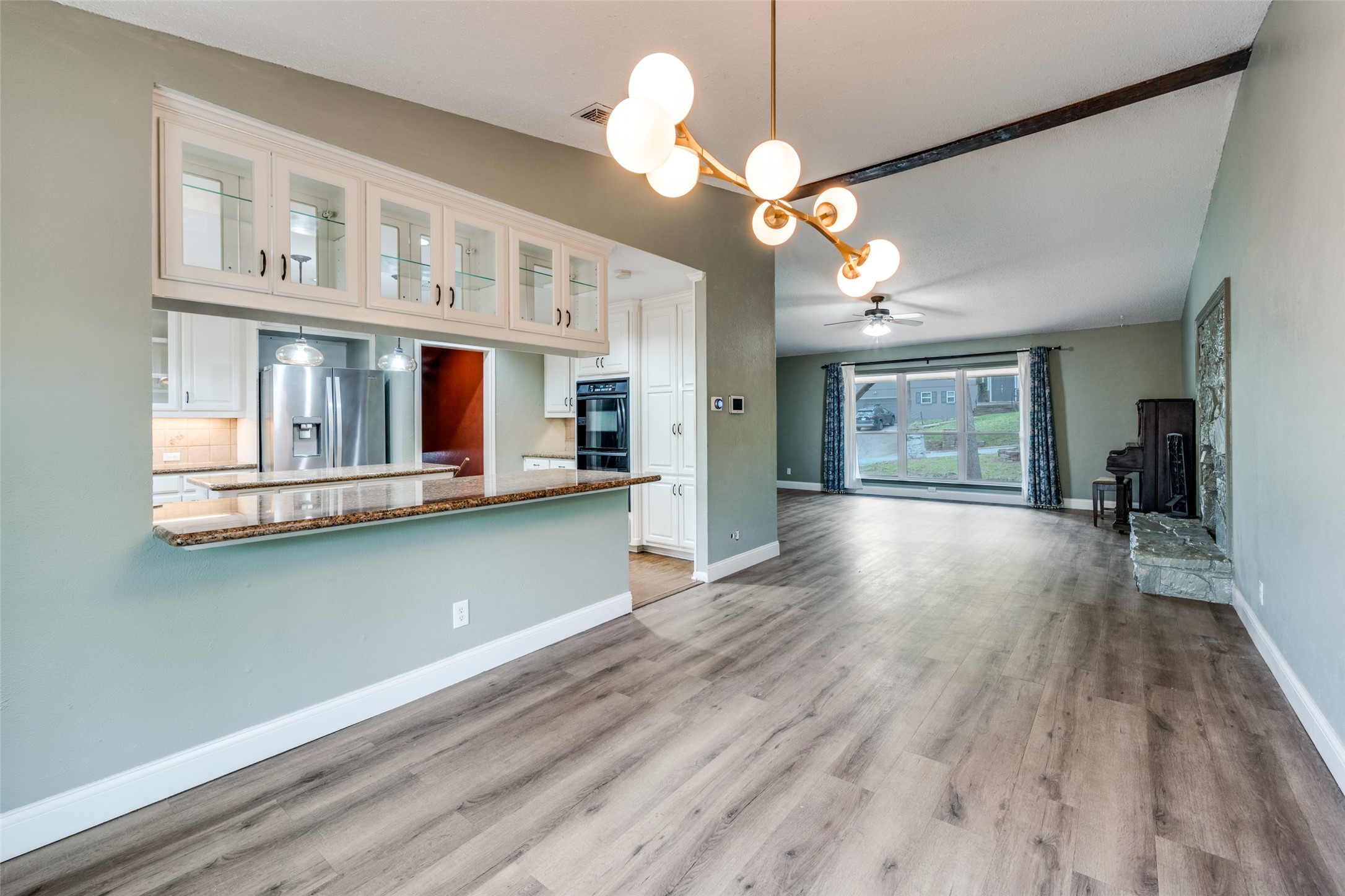 2705 Black Oak Lane Arlington TX 76012