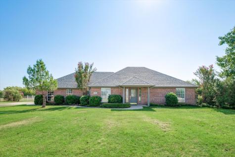 2305 Parks Court Haslet TX 76052