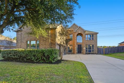 704 Rolling Hills Lane Desoto TX 75115