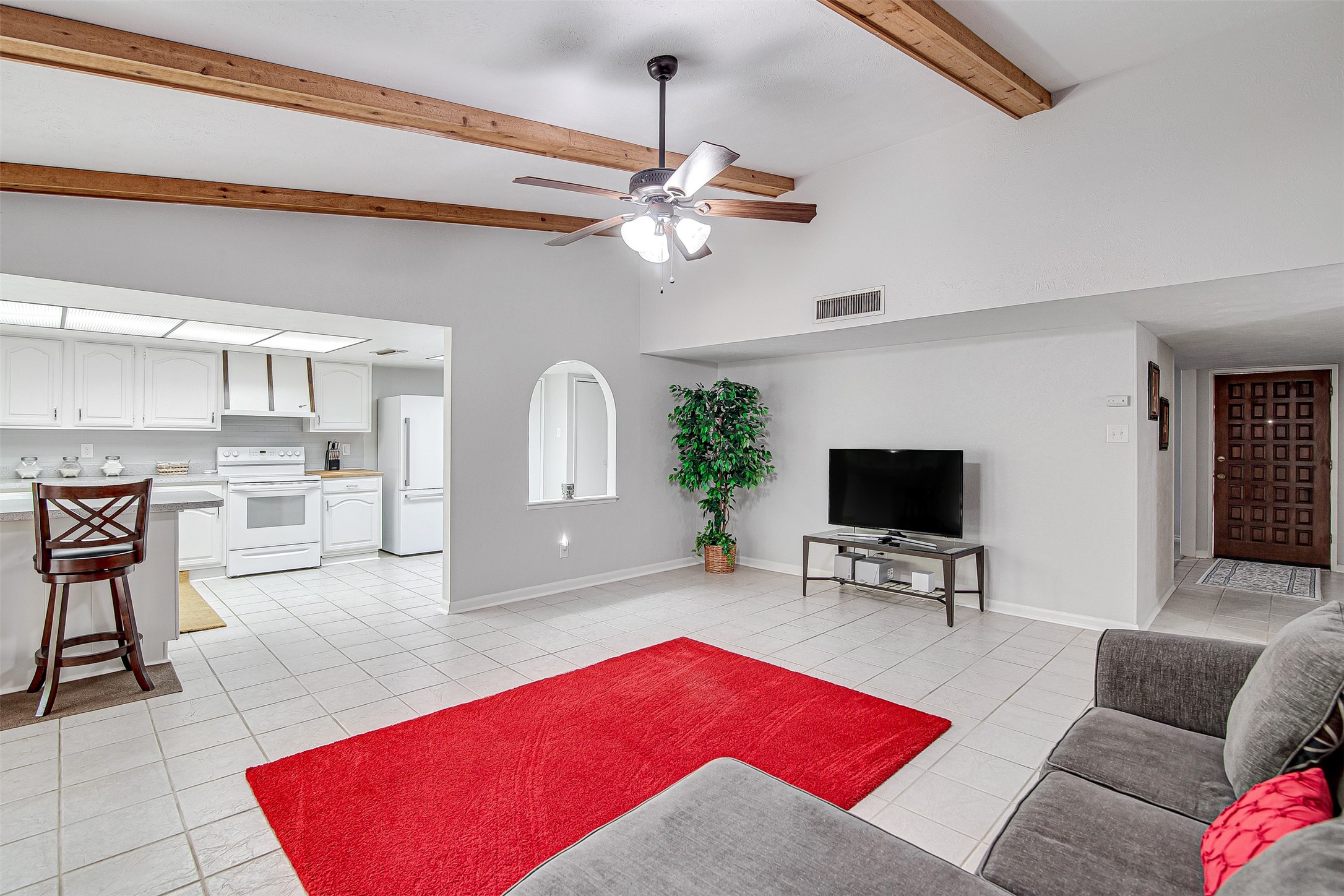 2118 Butterfield Trail Grand Prairie TX 75052