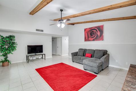 2118 Butterfield Trail Grand Prairie TX 75052