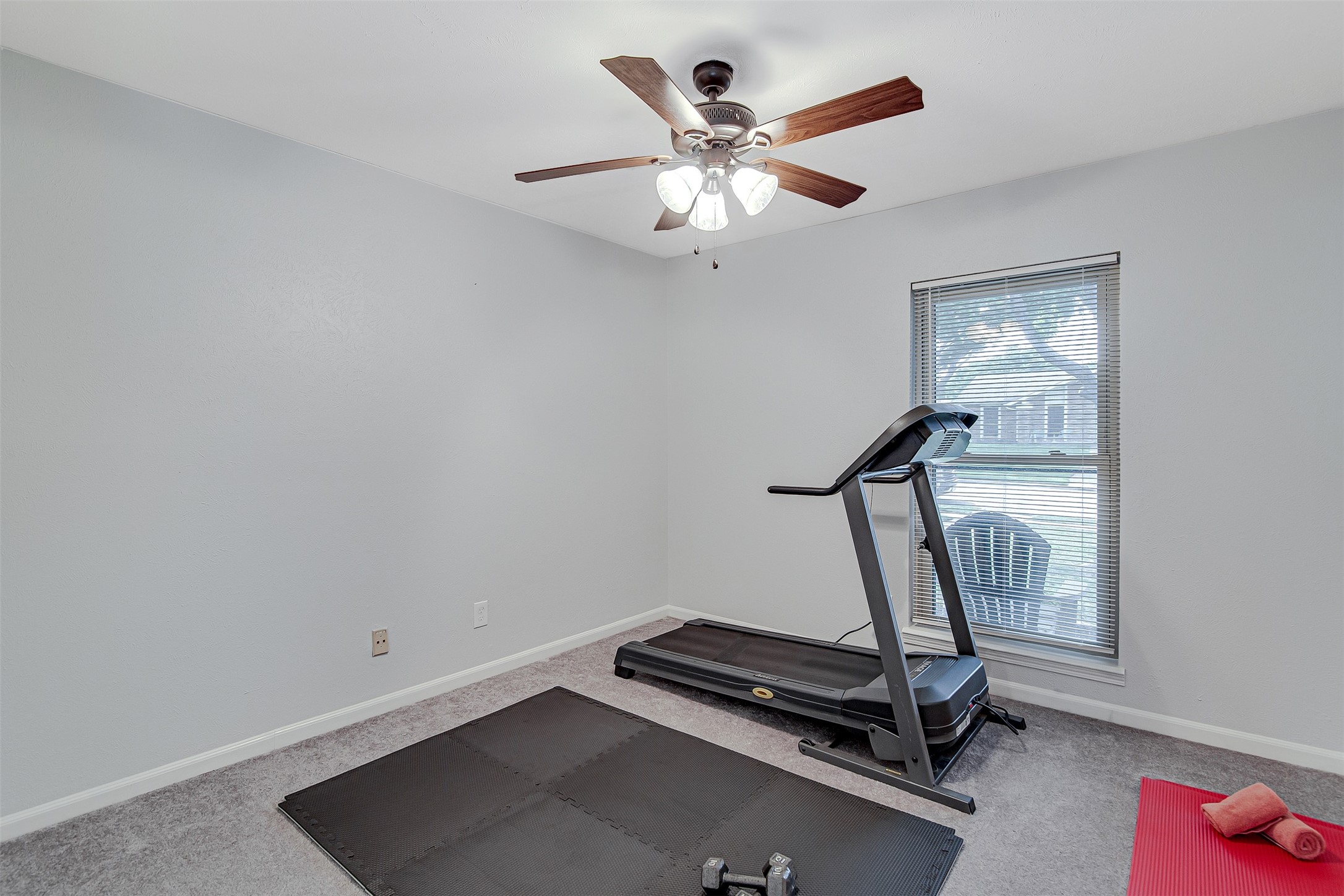 2118 Butterfield Trail Grand Prairie TX 75052