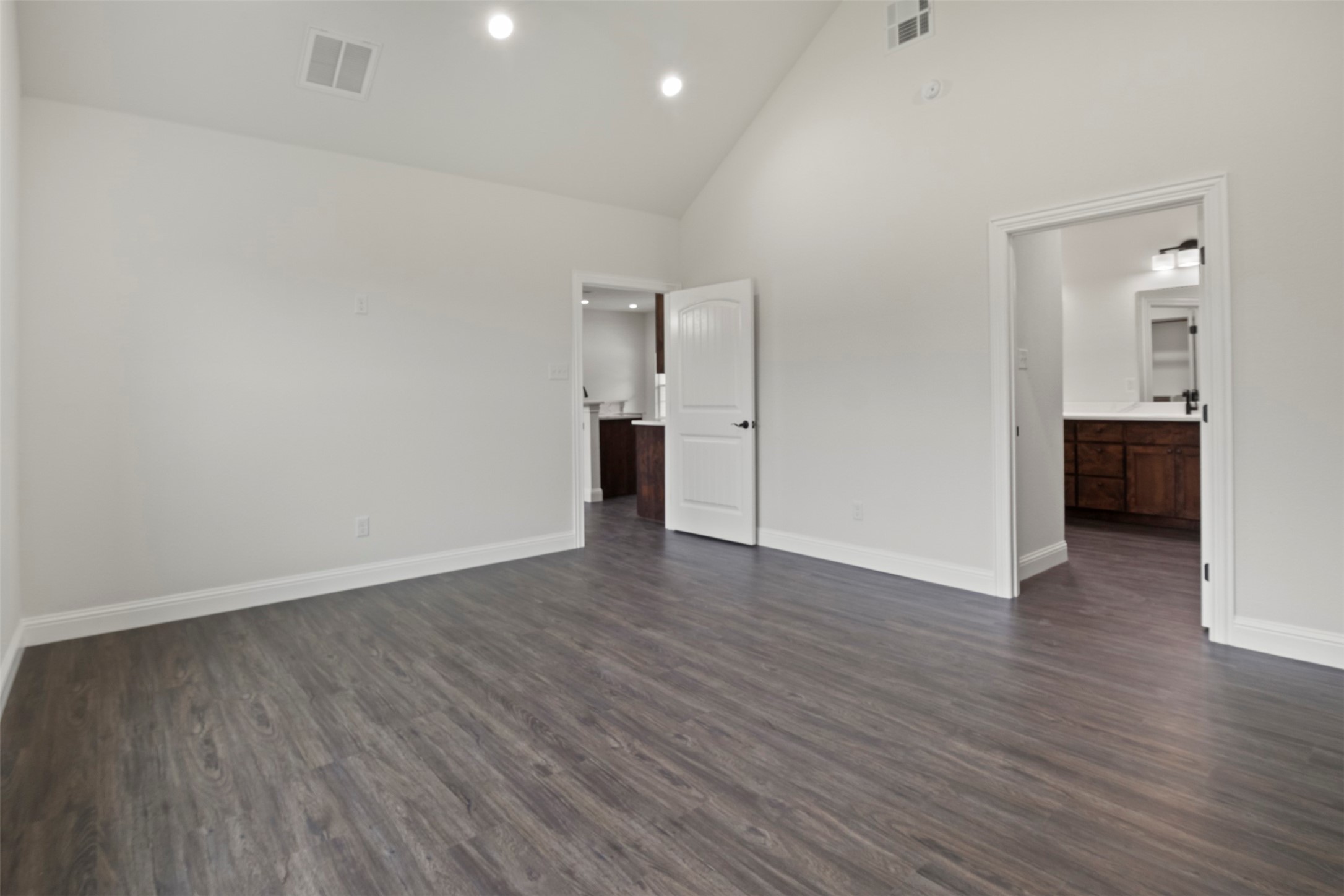 905 W Cardinal Street Ector TX 75439