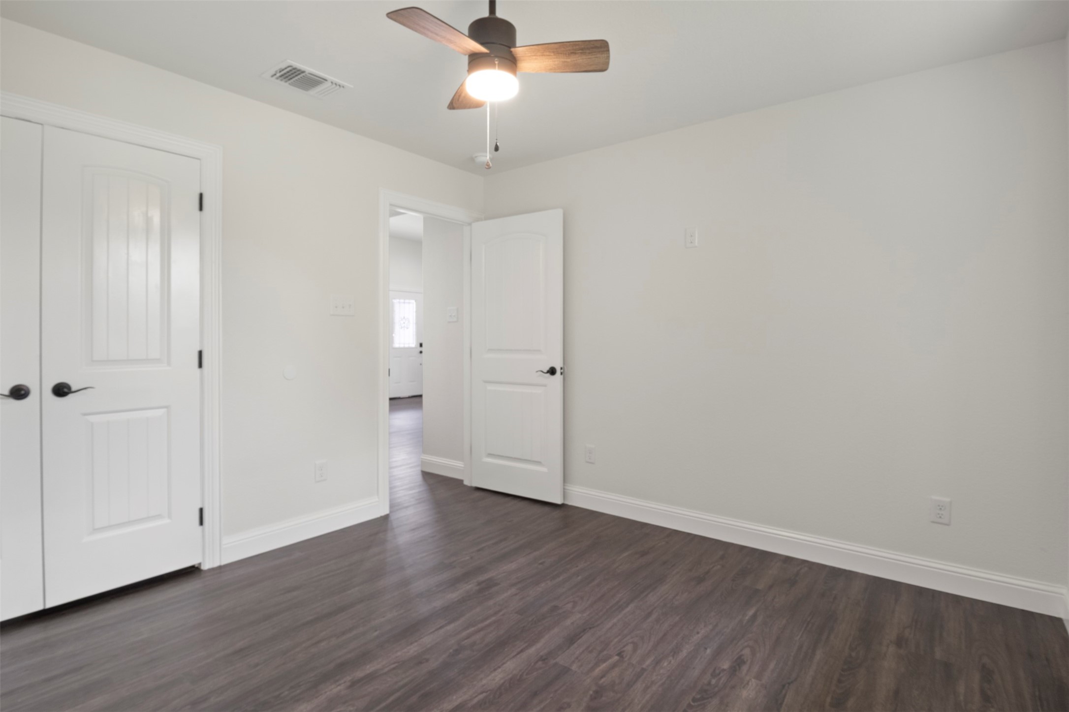 905 W Cardinal Street Ector TX 75439