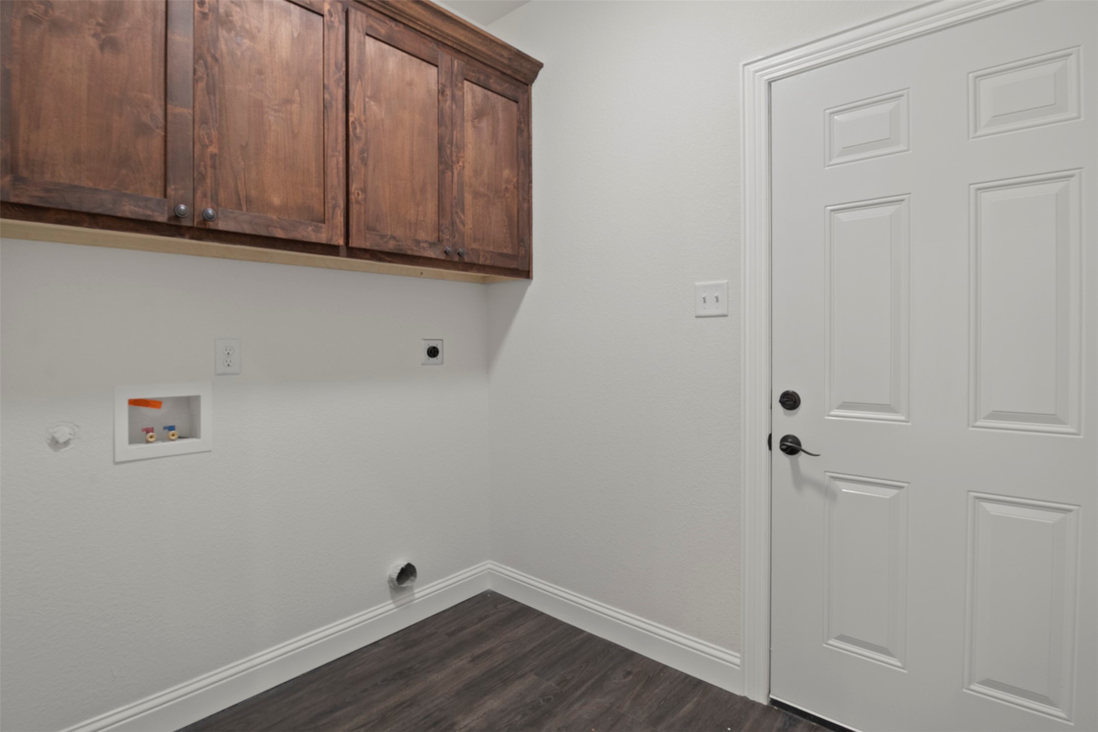 905 W Cardinal Street Ector TX 75439