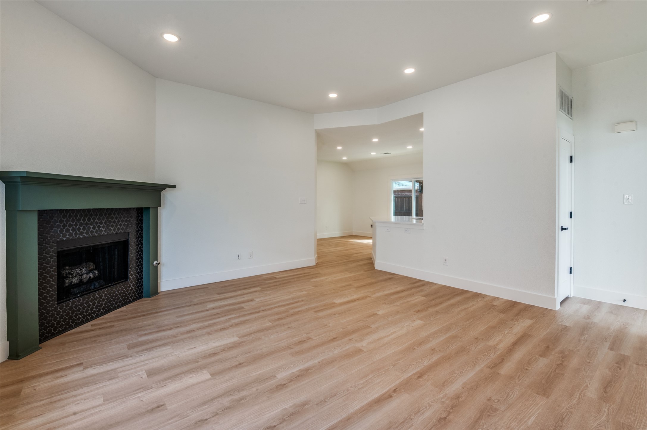 2207 Arbor Creek Drive Carrollton TX 75010