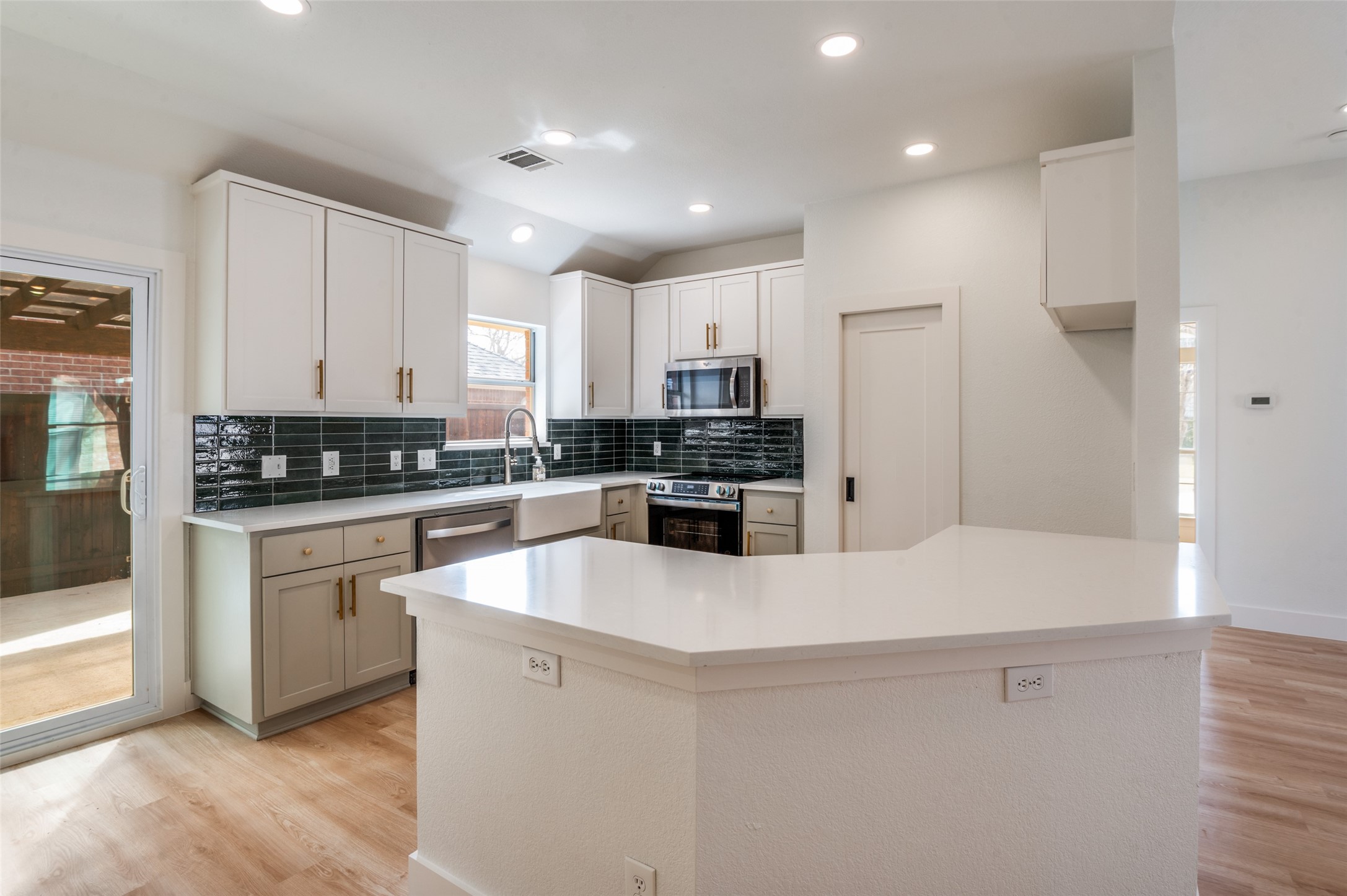 2207 Arbor Creek Drive Carrollton TX 75010