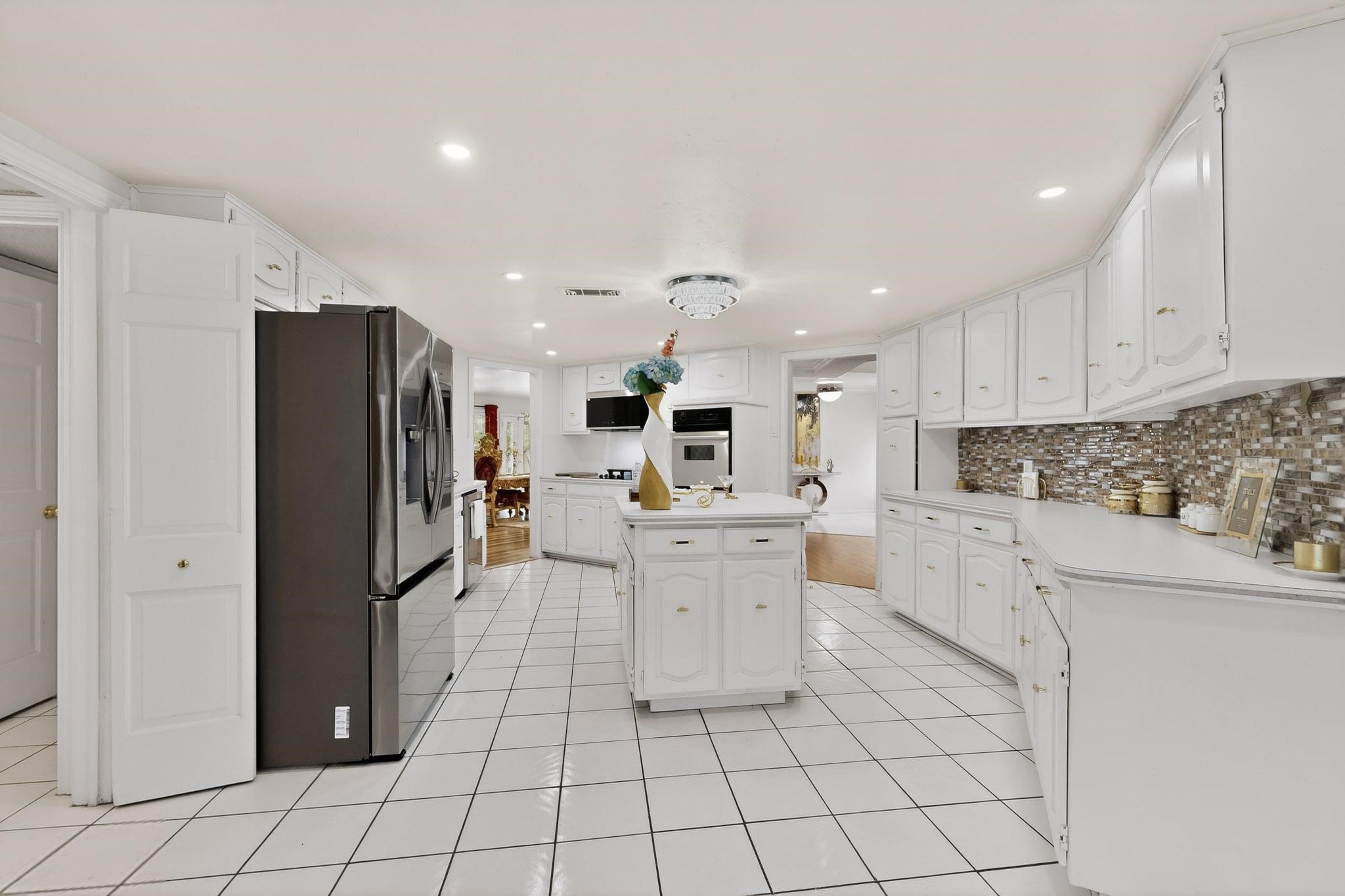 504 Cholla Court Fort Worth TX 76112