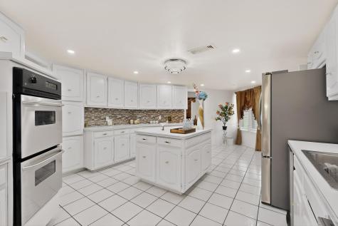 504 Cholla Court Fort Worth TX 76112