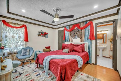504 Cholla Court Fort Worth TX 76112