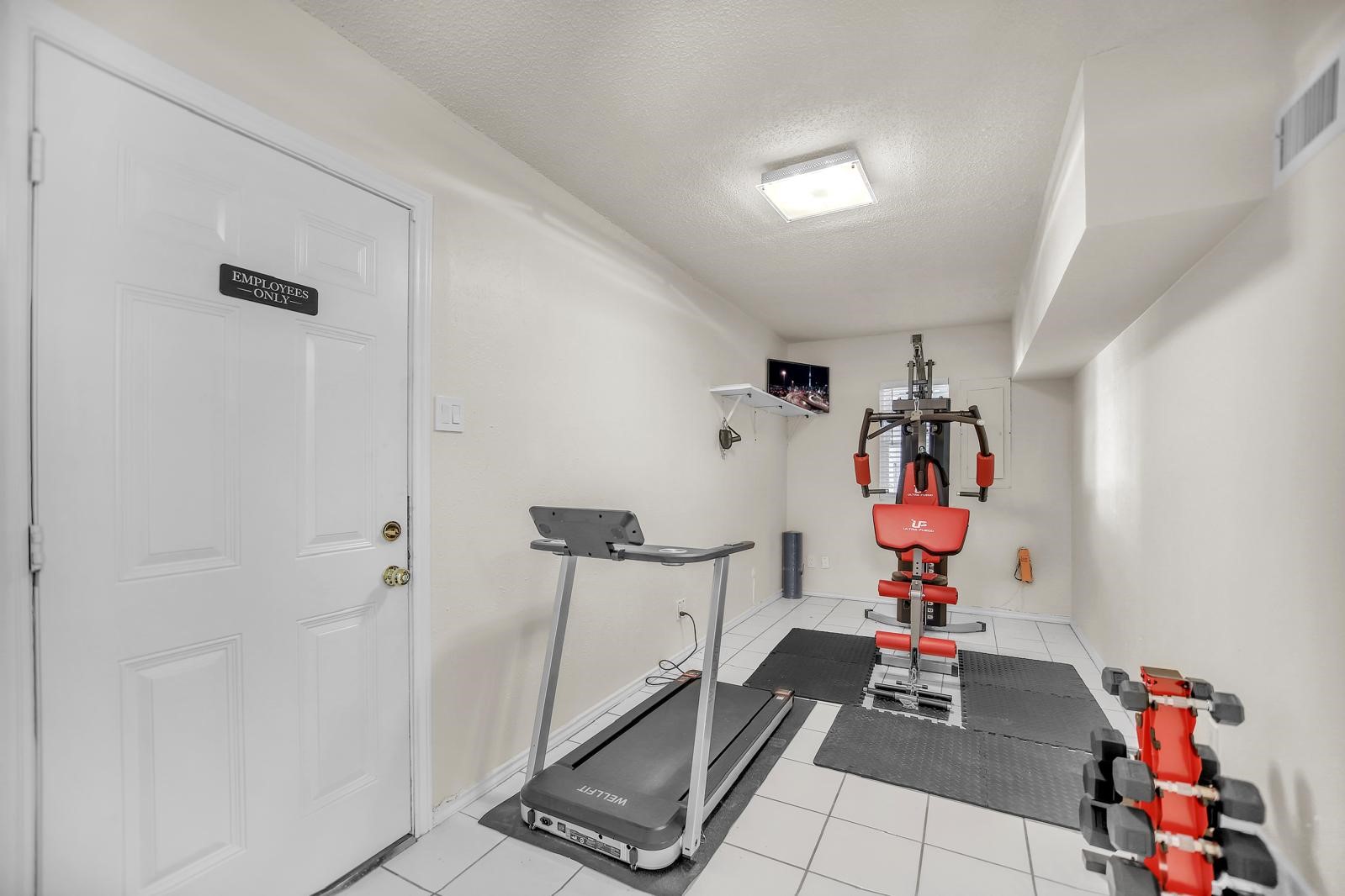 504 Cholla Court Fort Worth TX 76112