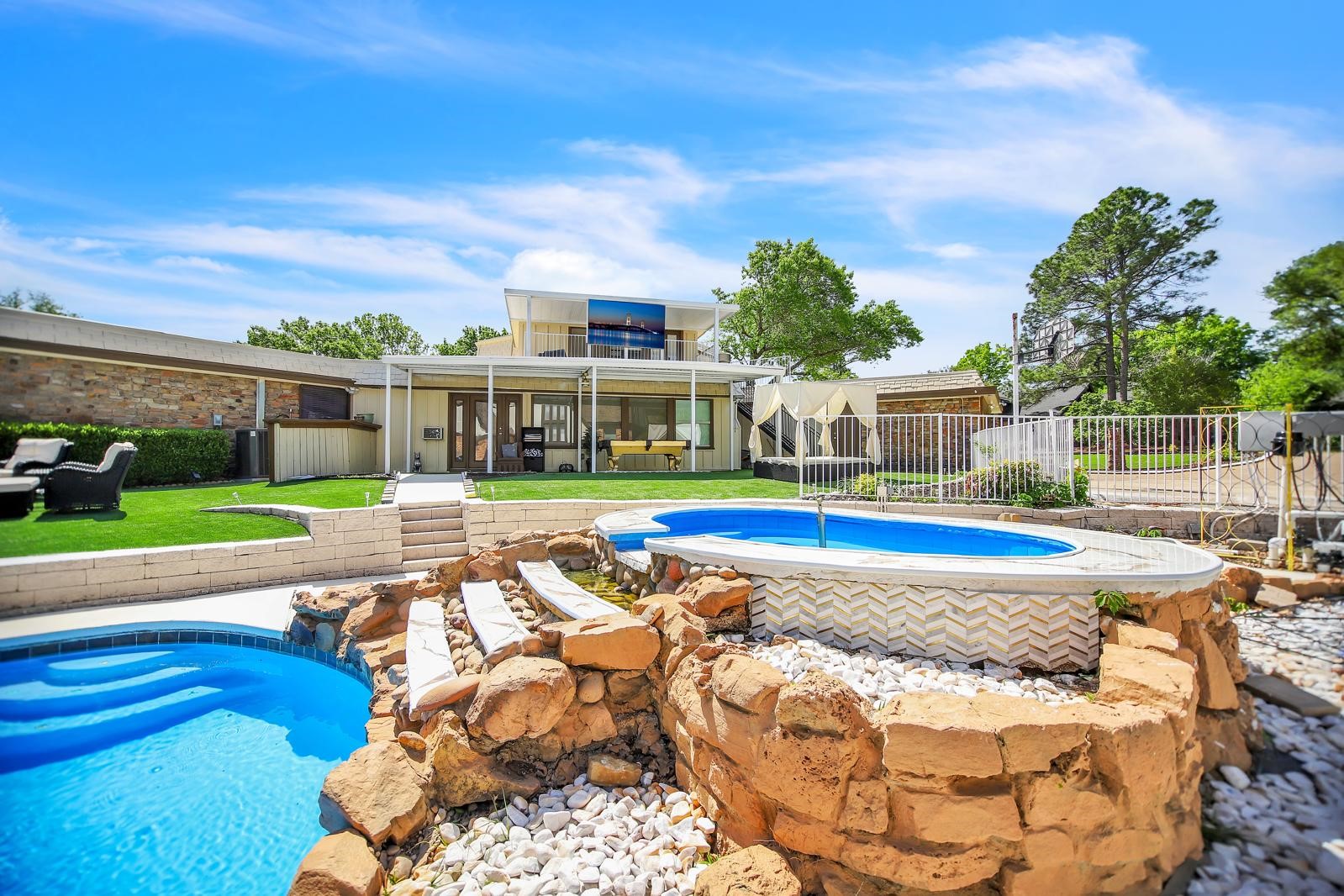 504 Cholla Court Fort Worth TX 76112
