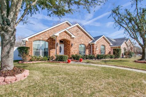 108 Norwood Lane Lancaster TX 75146