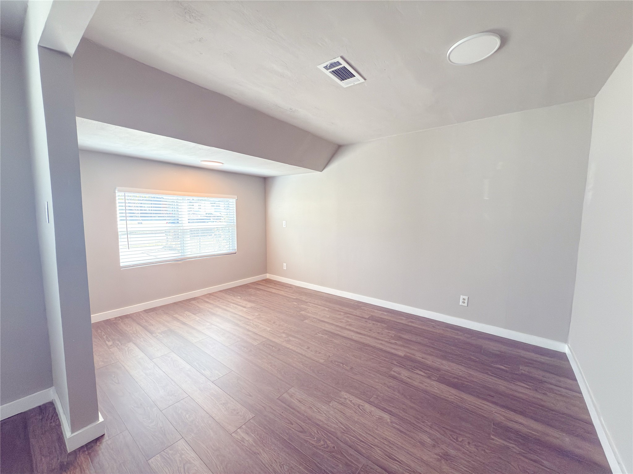 2431 Marfa Avenue Dallas TX 75216