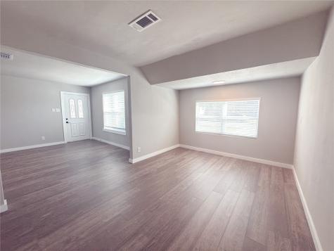 2431 Marfa Avenue Dallas TX 75216