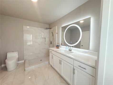 2431 Marfa Avenue Dallas TX 75216