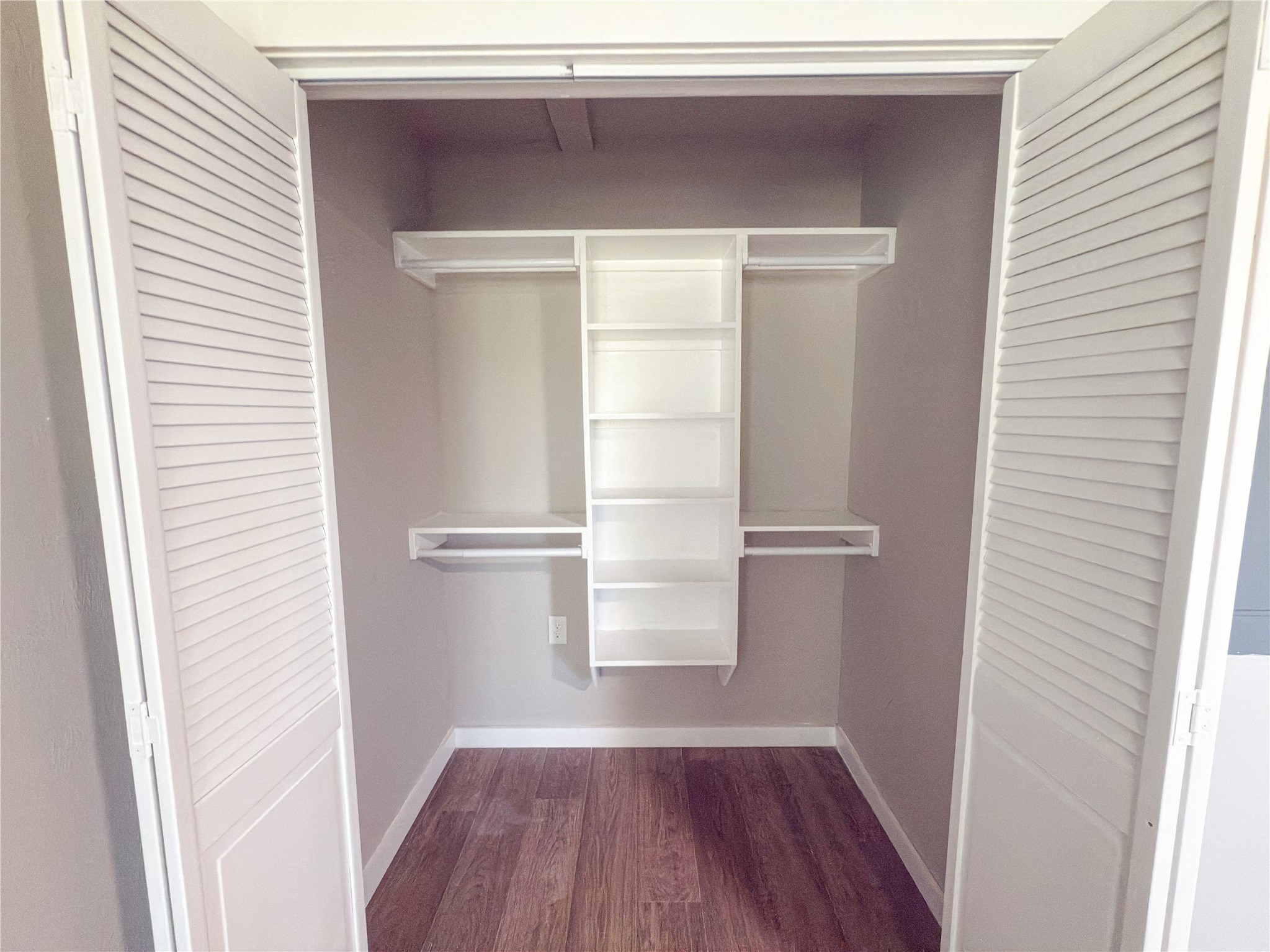 2431 Marfa Avenue Dallas TX 75216