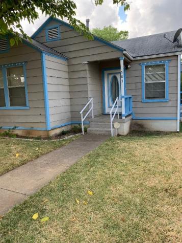 503 Harcourt Street Weatherford TX 76086