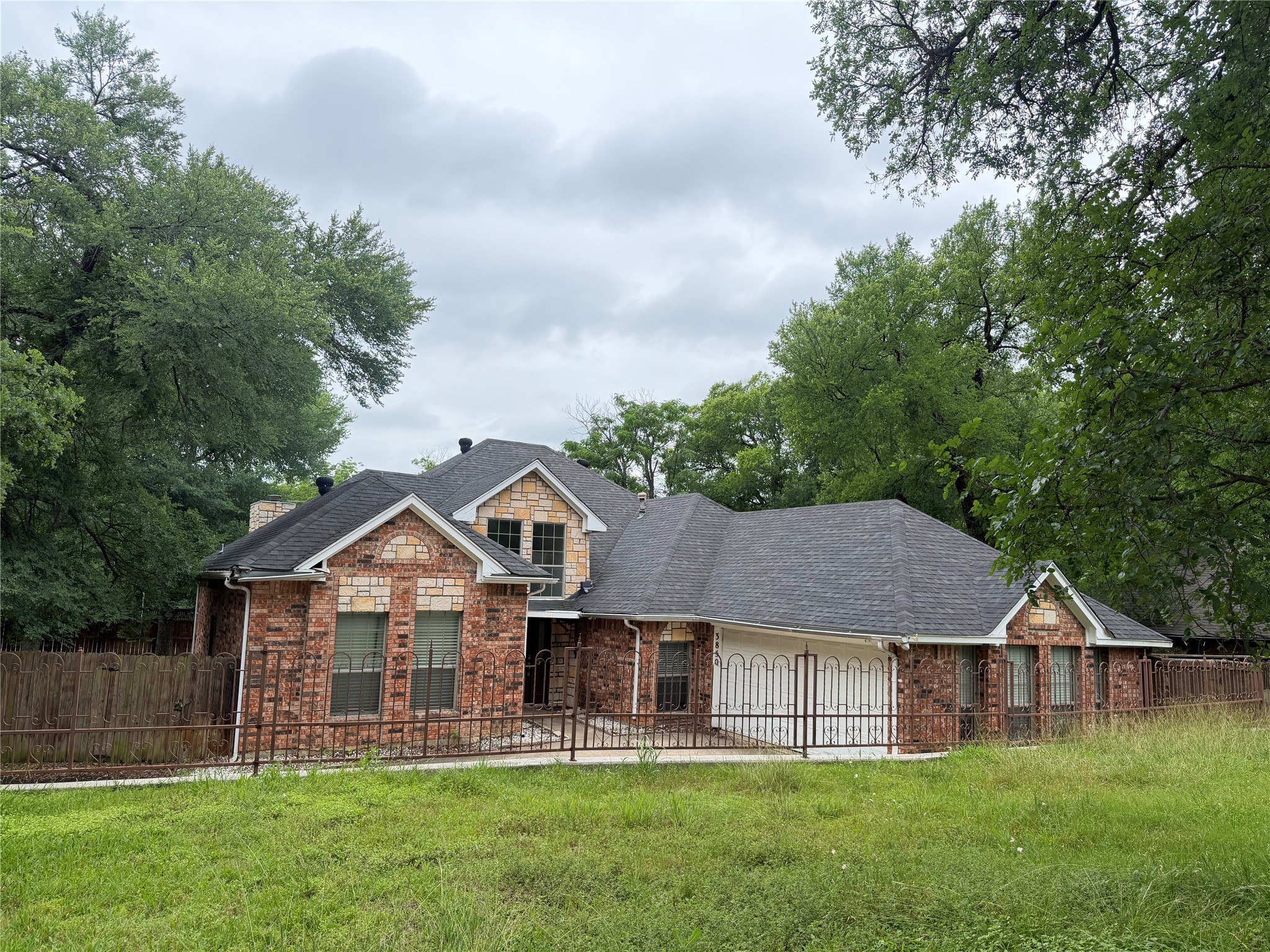 3850 Lucena Court Grand Prairie TX 75052