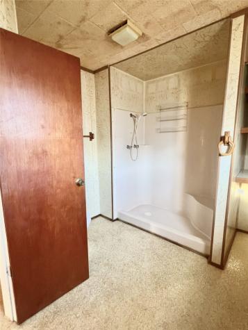 310 Hughes Street Quanah TX 79252