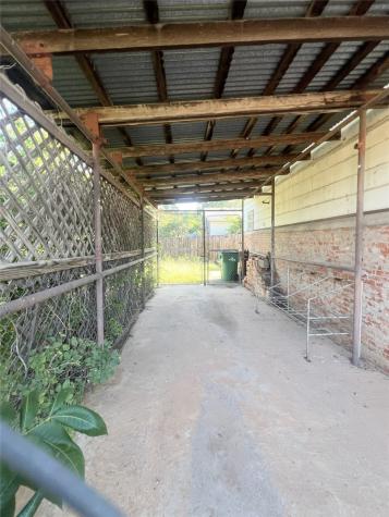 310 Hughes Street Quanah TX 79252