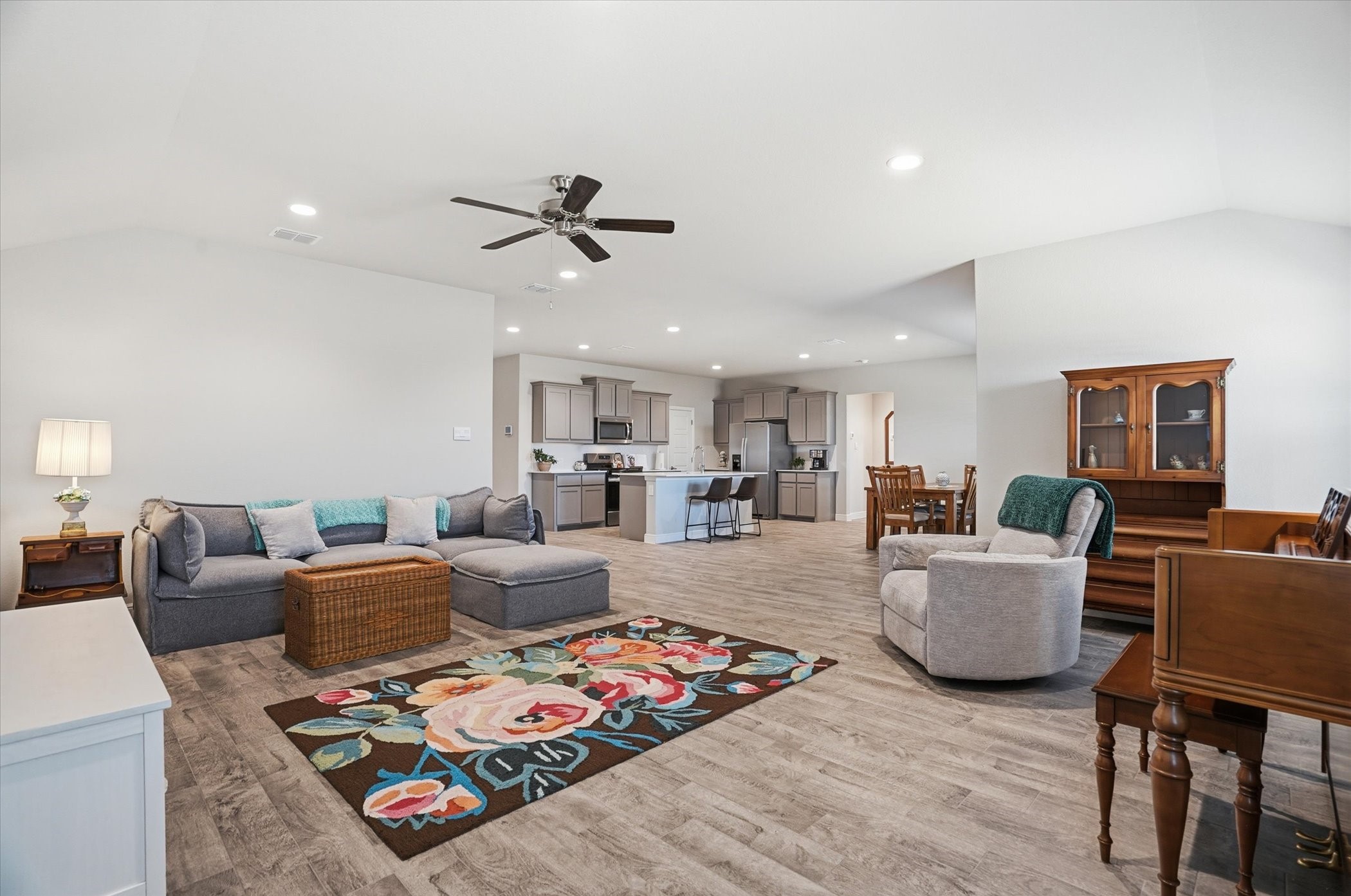 4028 Cornerstone Circle Granbury TX 76048