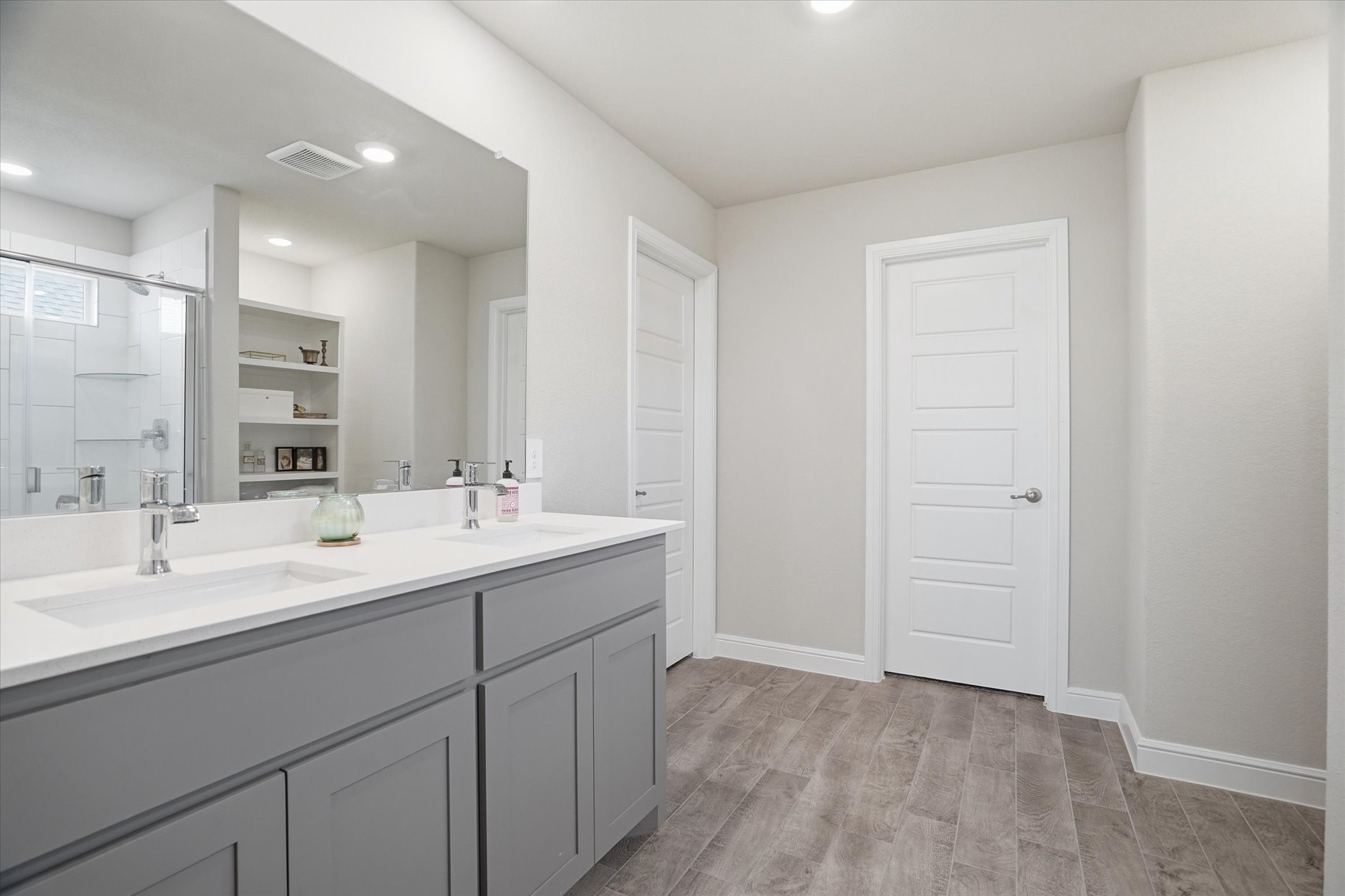 4028 Cornerstone Circle Granbury TX 76048