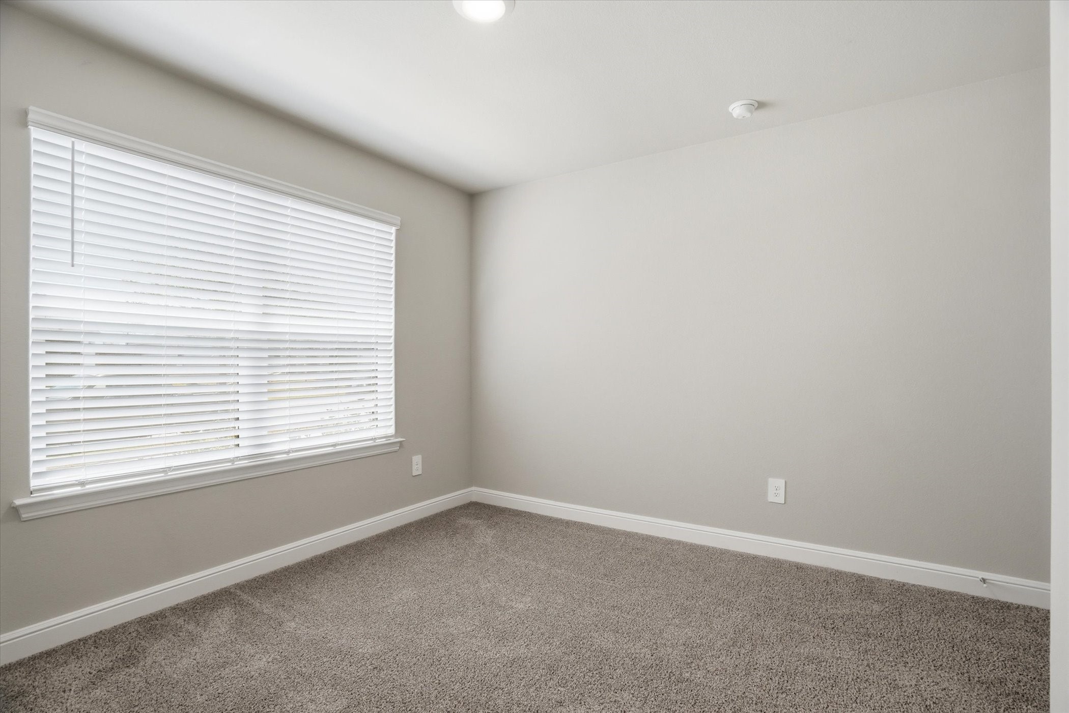 4028 Cornerstone Circle Granbury TX 76048