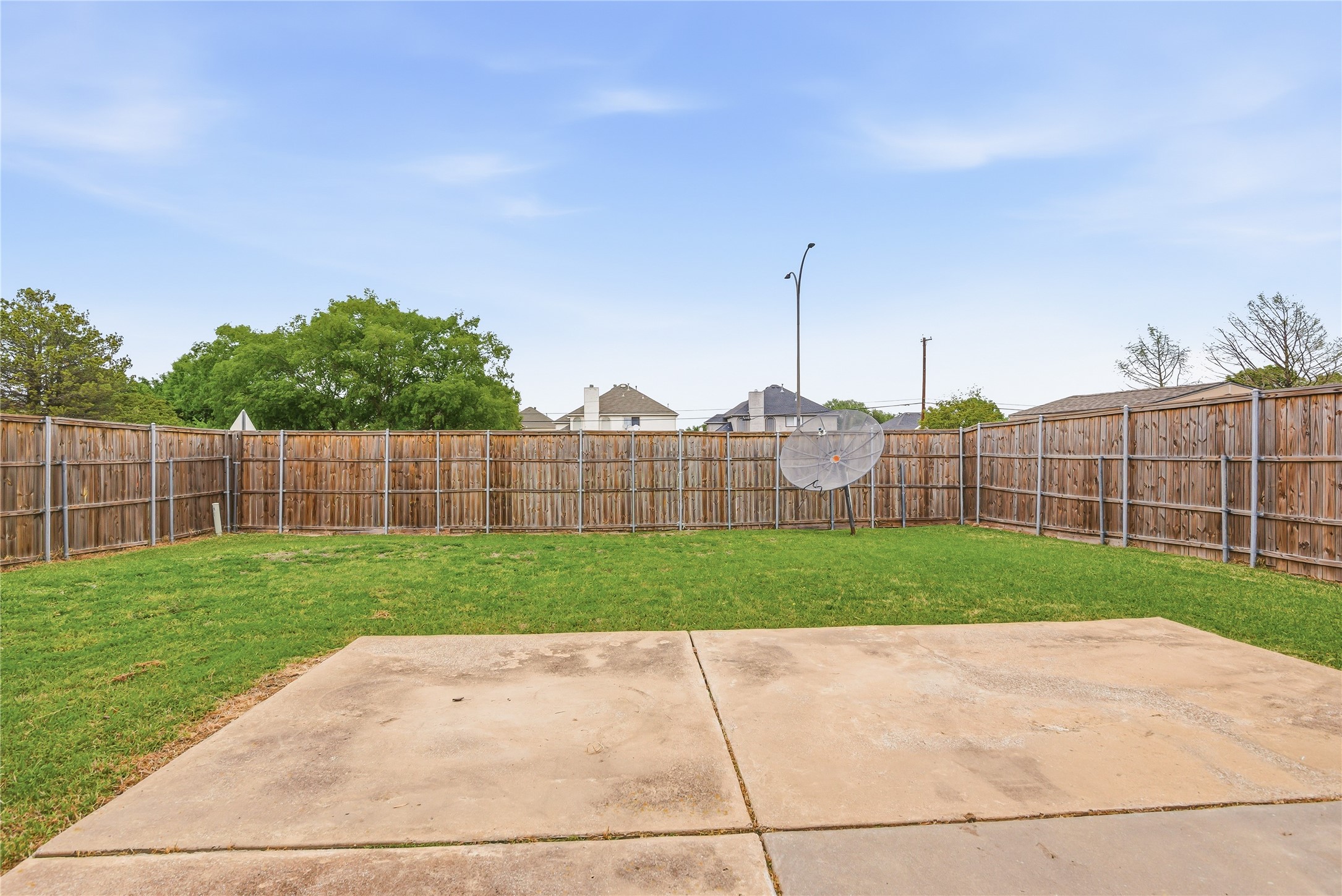 709 Gentry Drive Arlington TX 76018