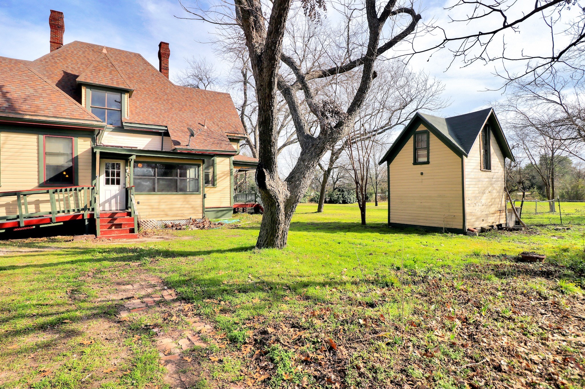 200 S Colorado Street Whitney TX 76692