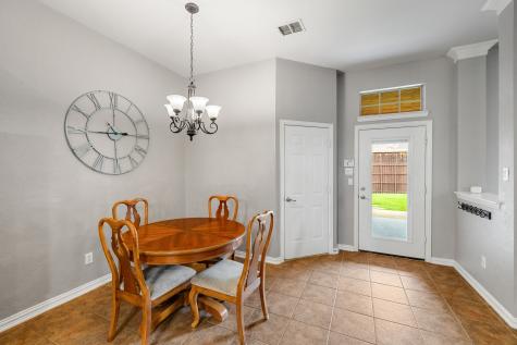 1229 Queen Peggy Lane Lewisville TX 75056