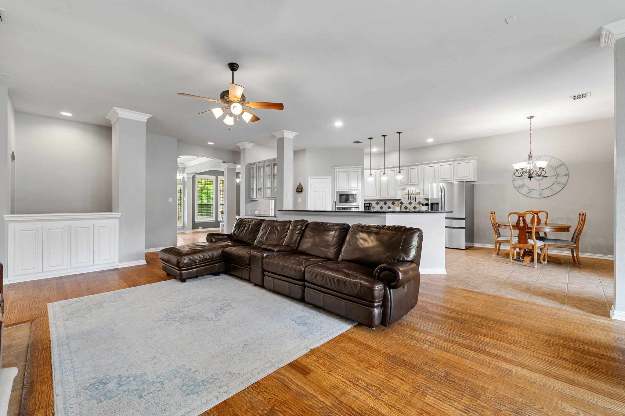 1229 Queen Peggy Lane Lewisville TX 75056