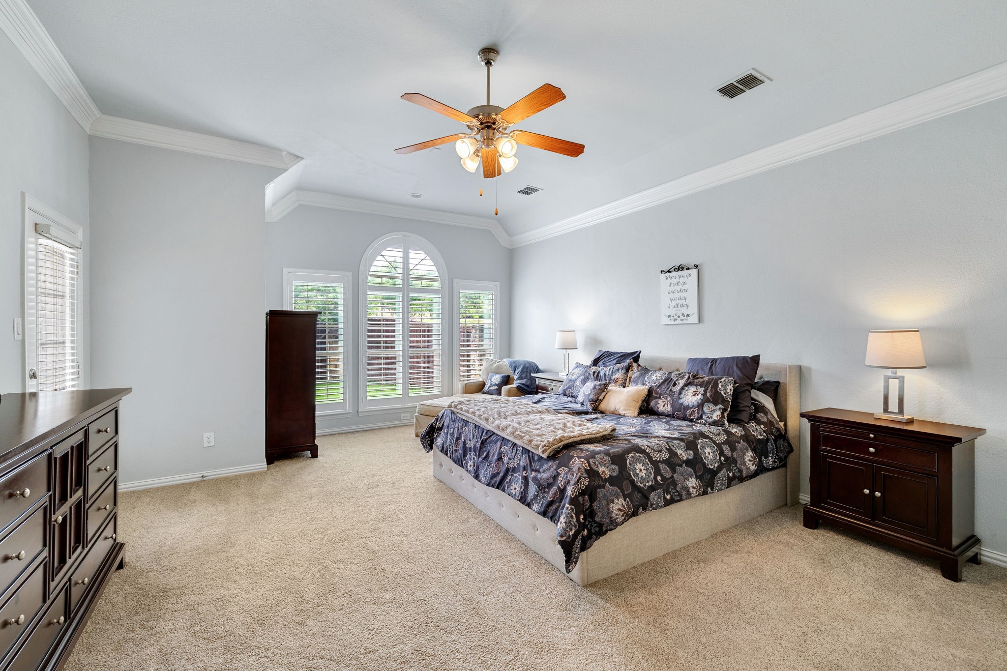 1229 Queen Peggy Lane Lewisville TX 75056