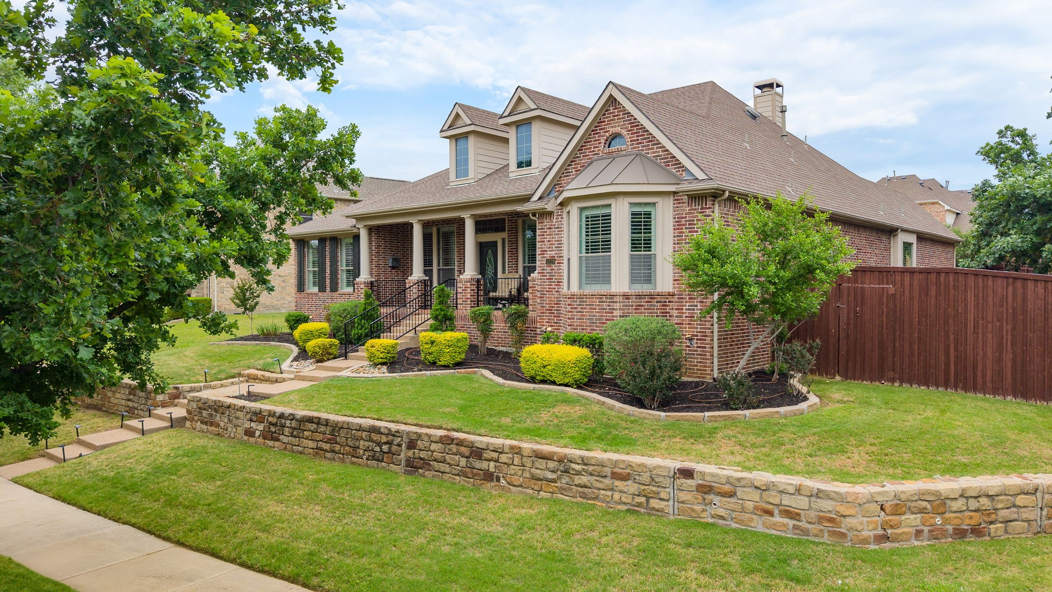 1229 Queen Peggy Lane Lewisville TX 75056