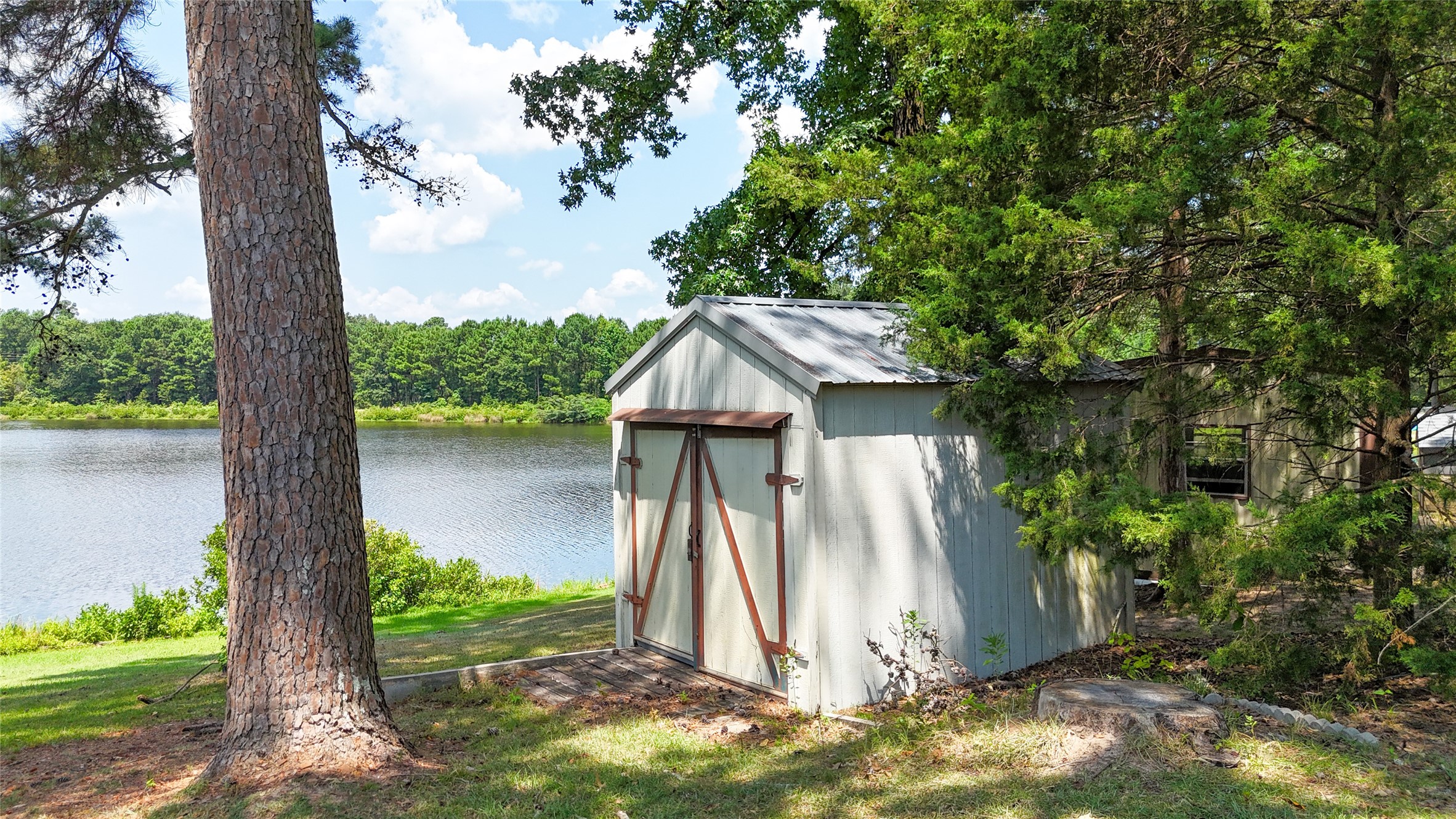 316 Cr 2750 Road Hughes Springs TX 75756
