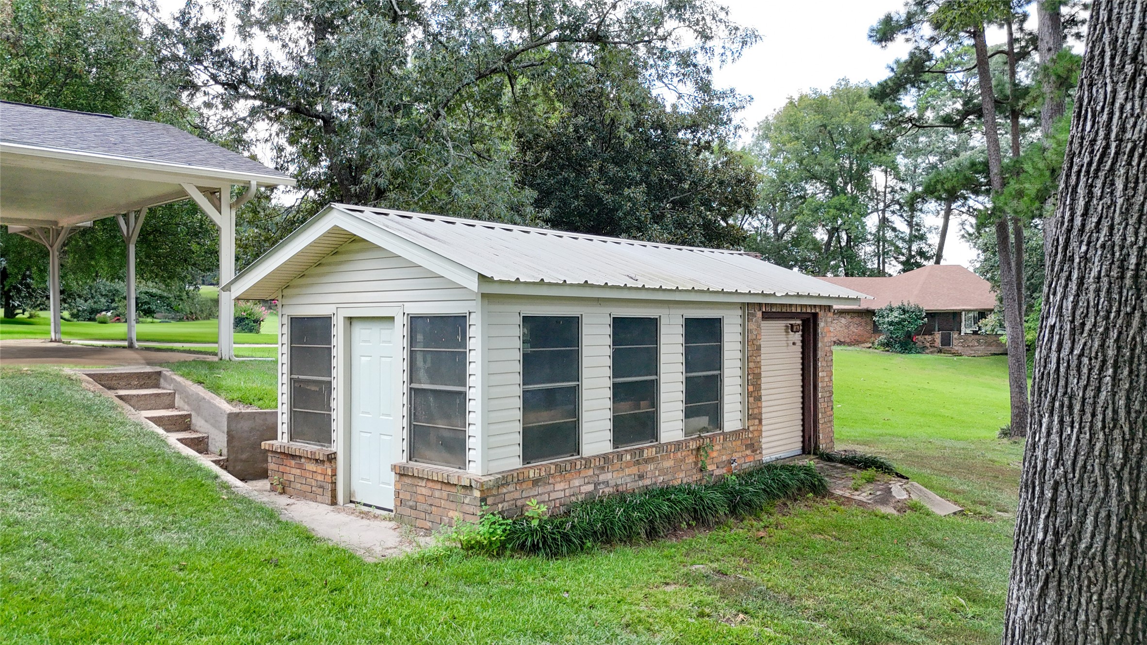 316 Cr 2750 Road Hughes Springs TX 75756