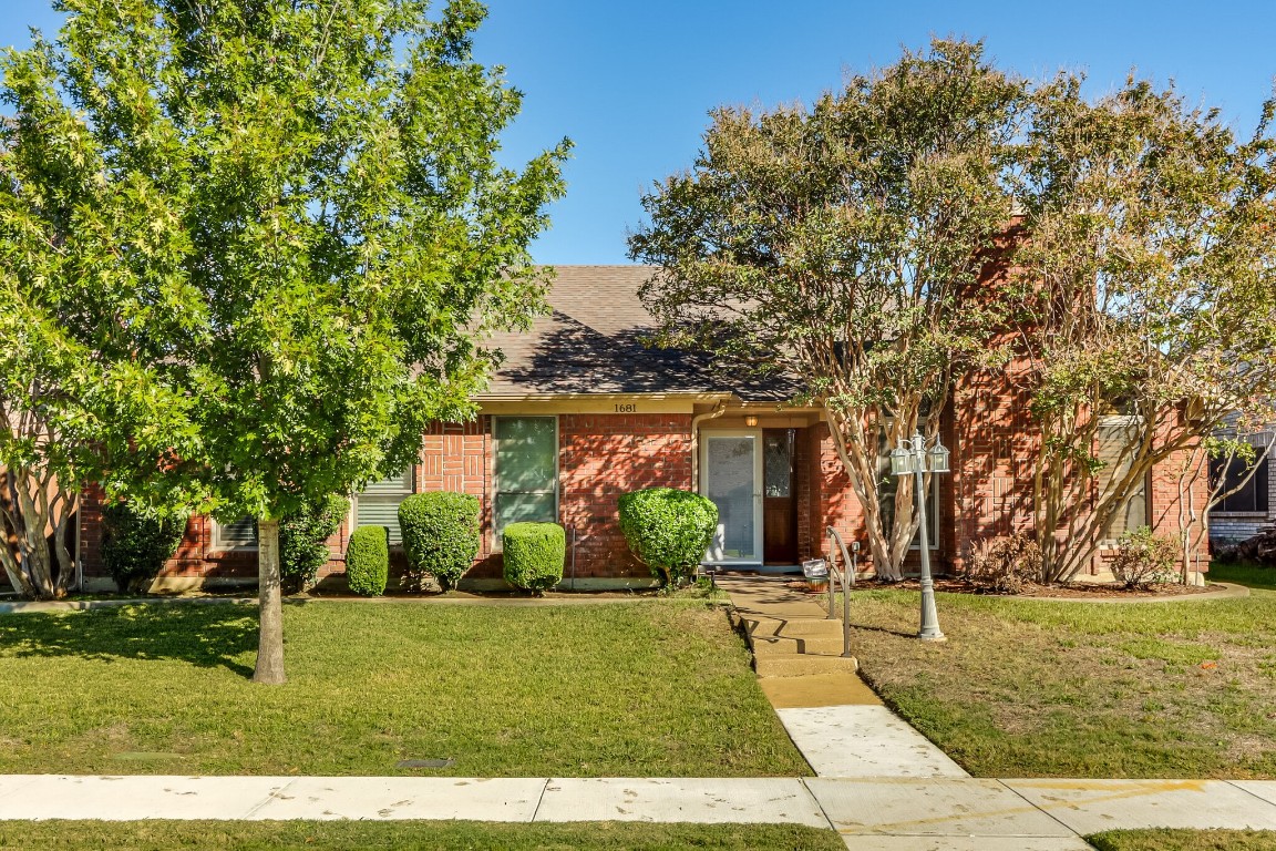 1681 Crosshaven Drive Lewisville TX 75077