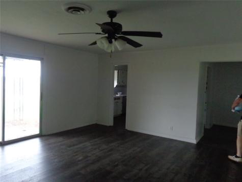 612 S Files Street Itasca TX 76055