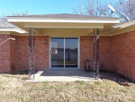 612 S Files Street Itasca TX 76055