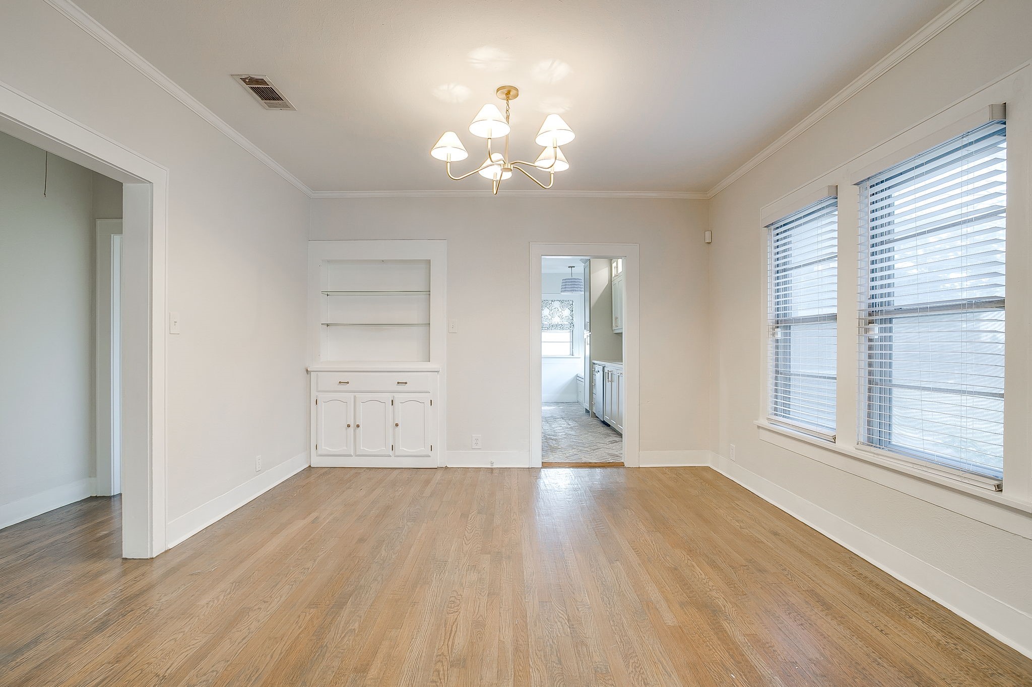 2209 W Rosedale Street S Fort Worth TX 76110