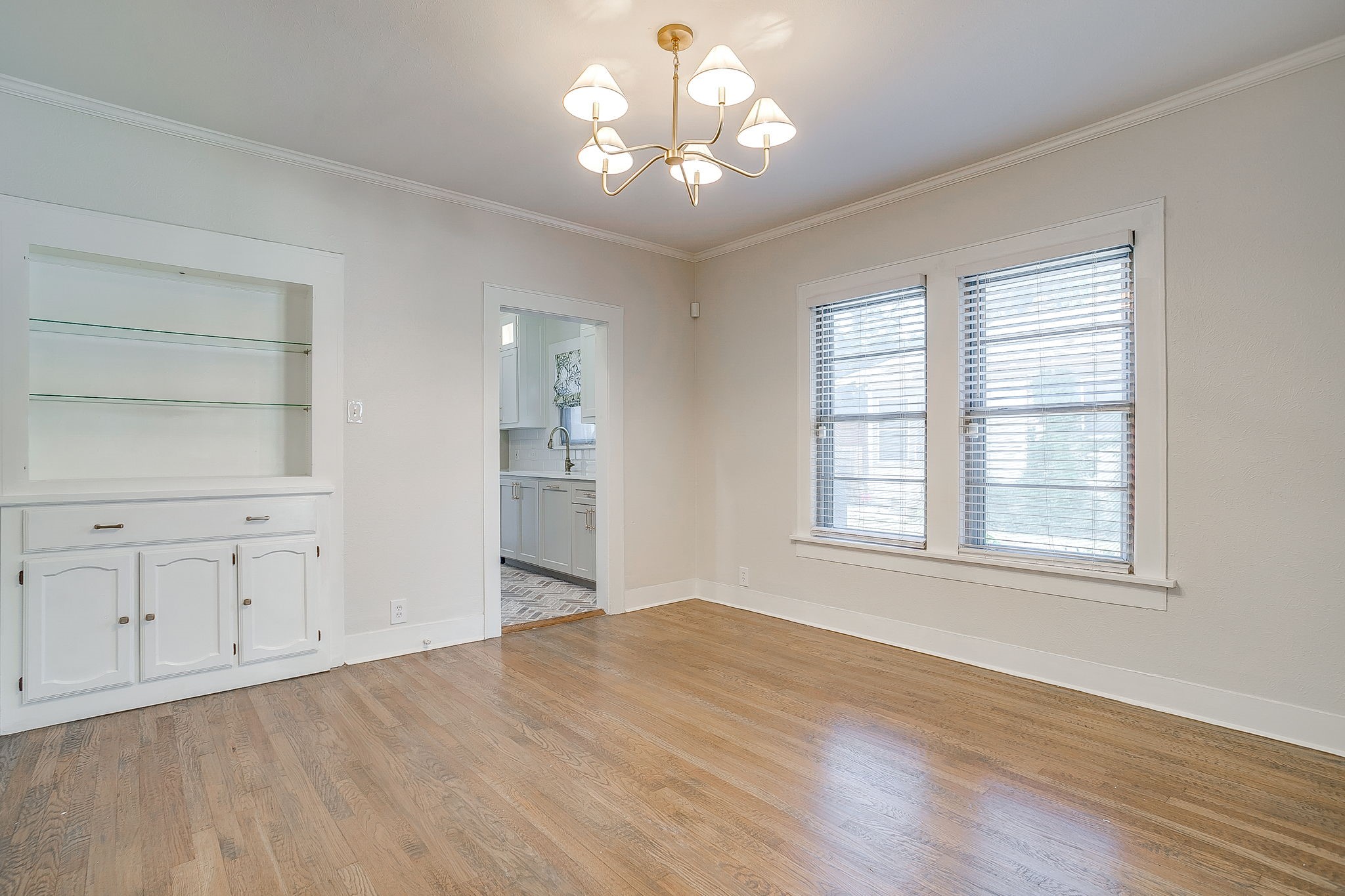 2209 W Rosedale Street S Fort Worth TX 76110