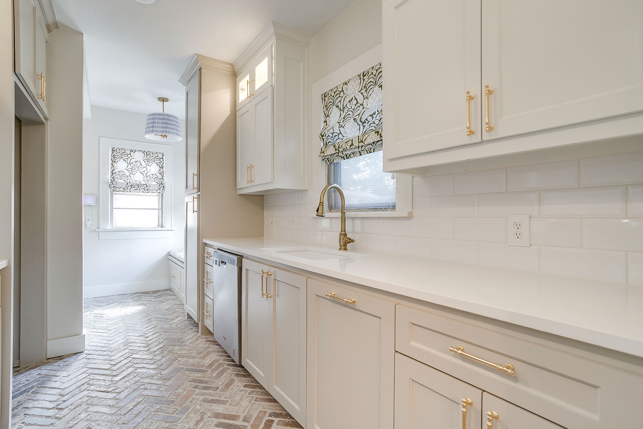 2209 W Rosedale Street S Fort Worth TX 76110