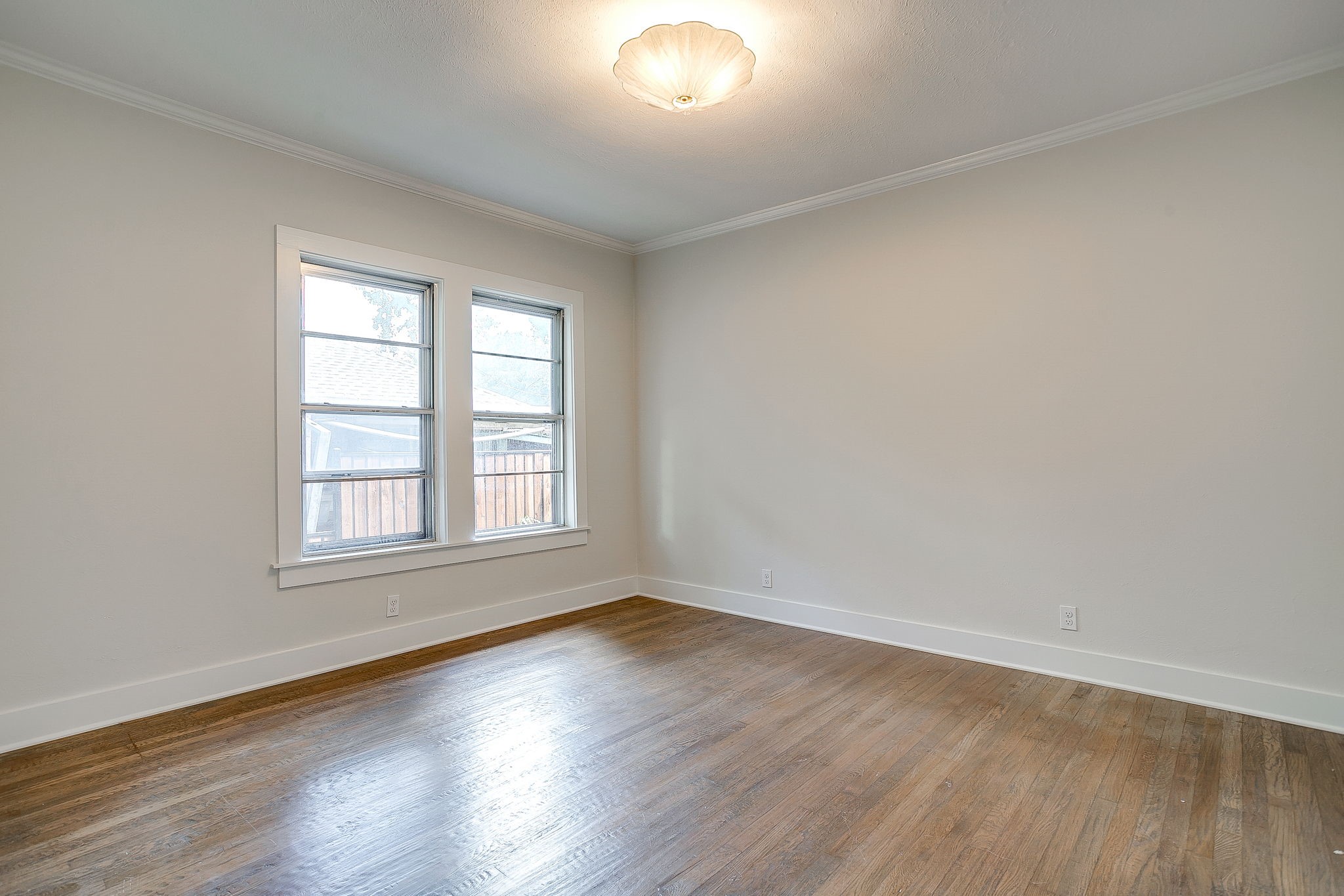 2209 W Rosedale Street S Fort Worth TX 76110