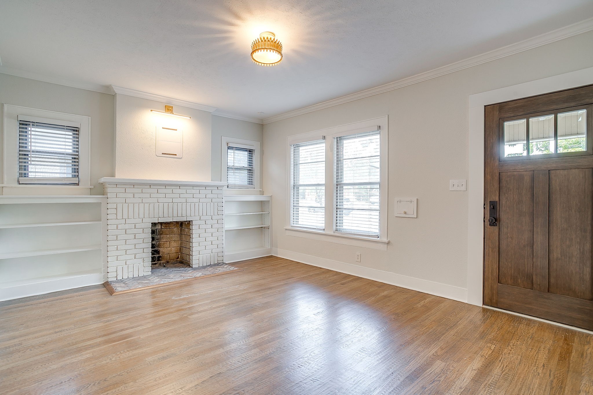 2209 W Rosedale Street S Fort Worth TX 76110