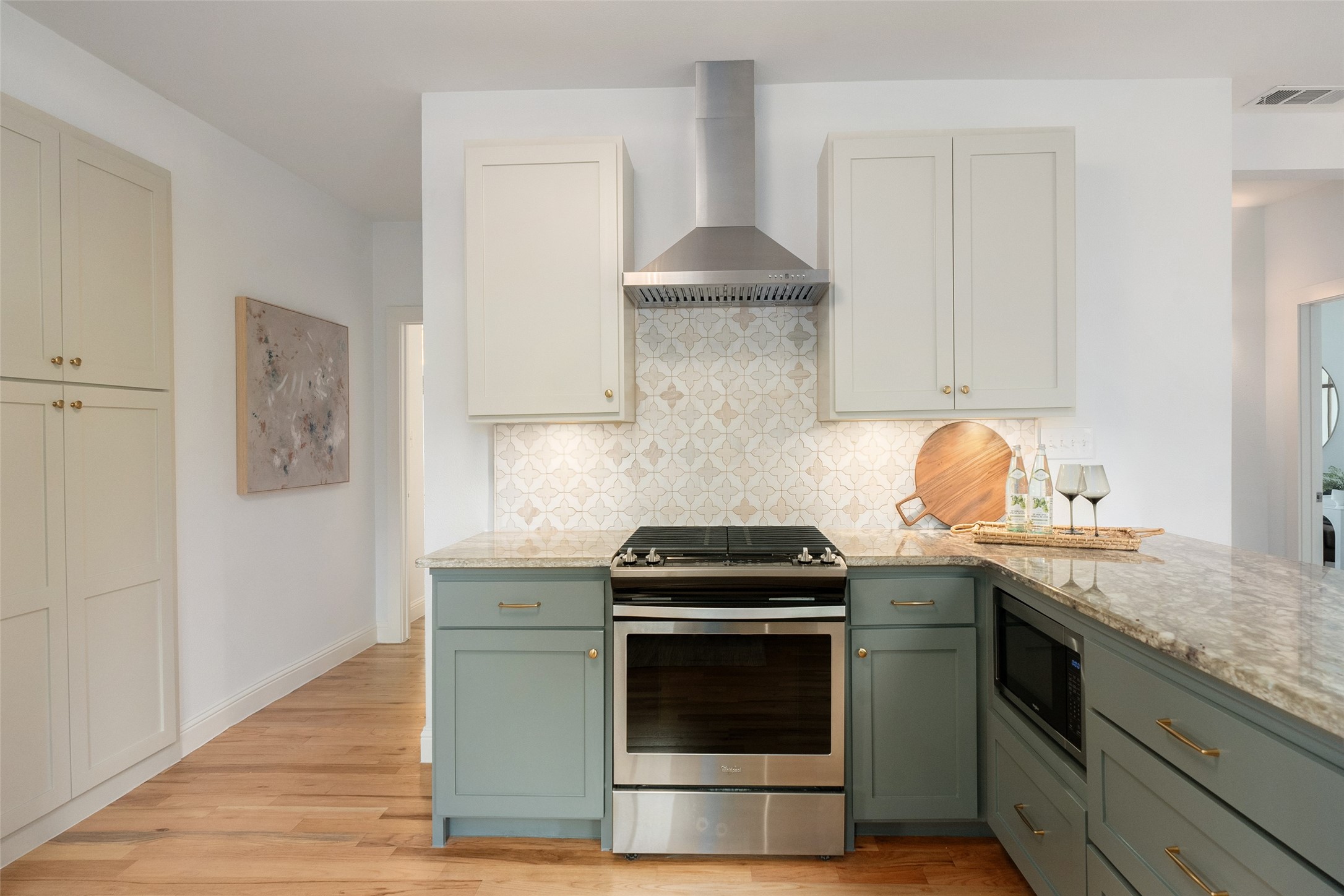 5703 Mercedes Avenue Dallas TX 75206