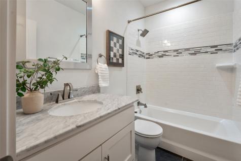 5703 Mercedes Avenue Dallas TX 75206