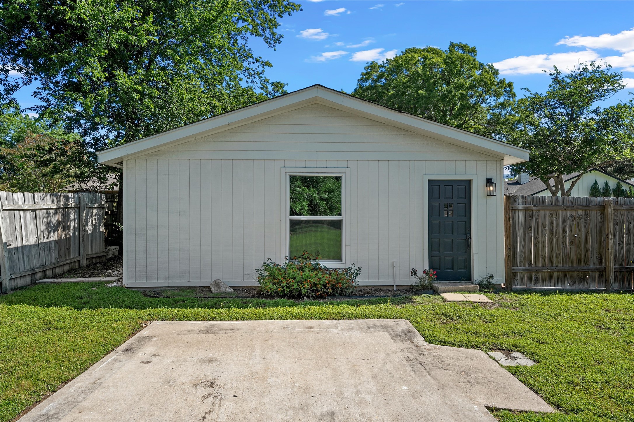 212 N Old Temple Road Hewitt TX 76643