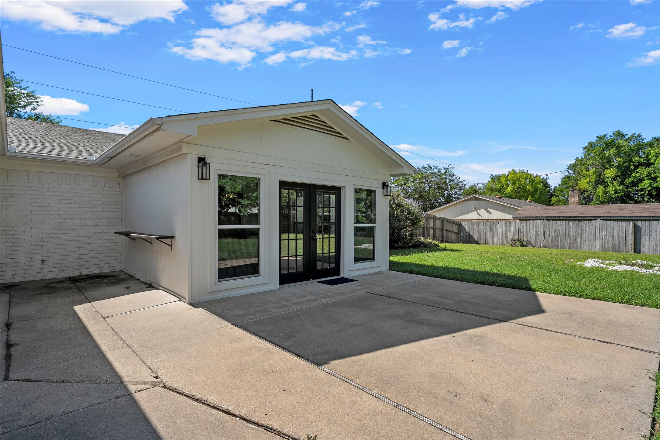212 N Old Temple Road Hewitt TX 76643