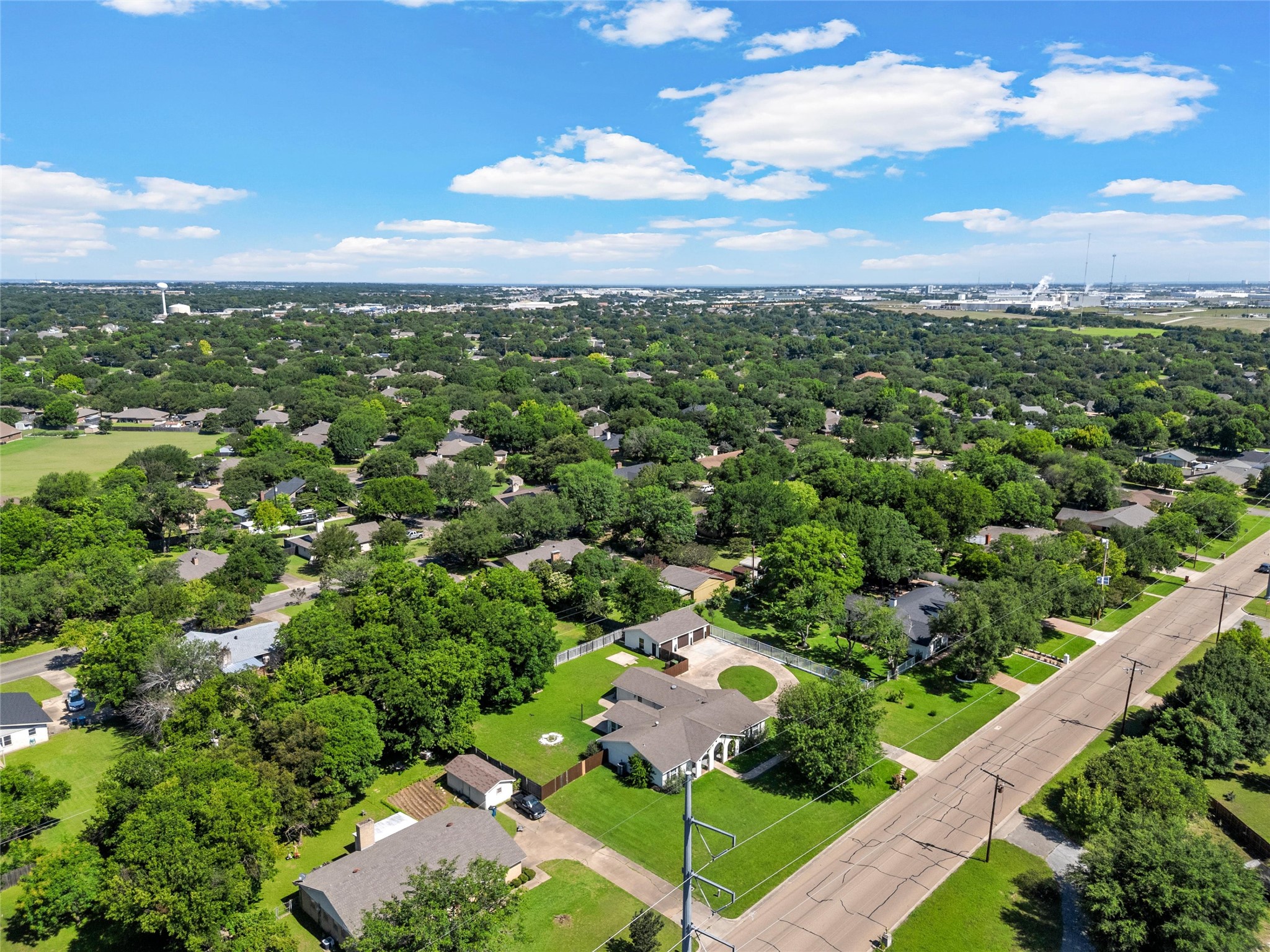 212 N Old Temple Road Hewitt TX 76643
